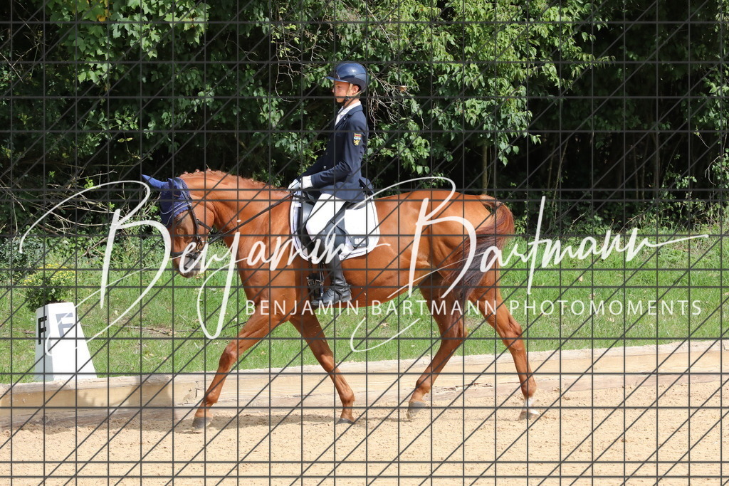 AZ2A2066 | Benjamin Bartmann Photomoments