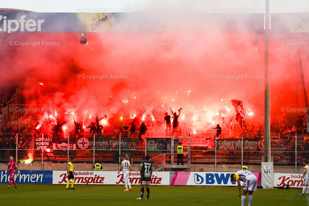 A_LUI_20220904_0033 | SPORT FUSSBALL ADMIRAL BUNDESLIGA  LASK VS RIED

IM BILD: Fans (Ried)


FOTO:FOTOLUI/UW