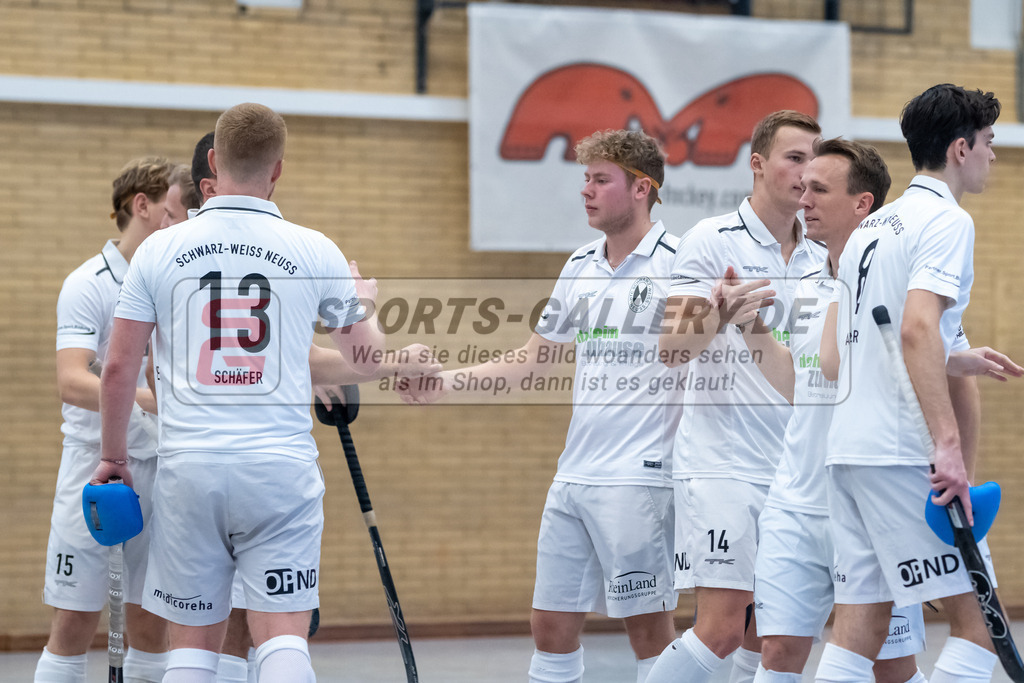SFE_20230115_0018 | 1. Bundesliga Hockey Herren Schwarz-Weiss Neuss - Crefelder HTC am 15.01.2023 in  (Sporthalle Jahnerstrasse), Photo: Stephan Fehrmann 2022 (Sports-Gallery),Matthis Schäfer ( Schwarz-Weiss Neuss #13 )