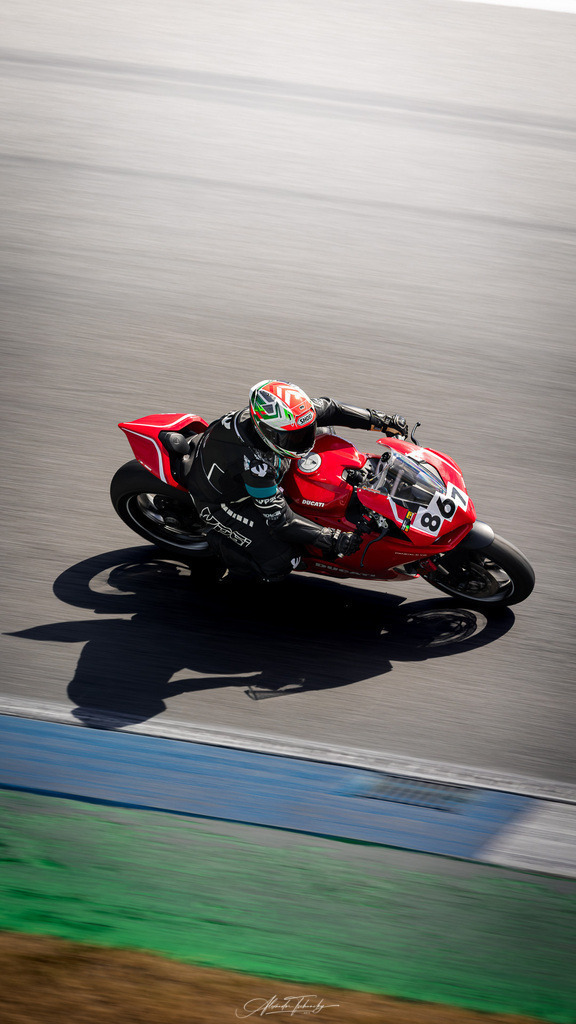 Ducati Trackday Hockenheimring 2026 | Entdecken Sie die faszinierende Welt von Alexander Tschuncky Arts: Kreative Fotografie, atemberaubende Automobilkunst und hochwertiger Bilderdruck. Lassen Sie sich inspirieren! - Realisiert mit Pictrs.com