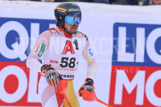 Audi FIS Ski World Cup: Men’s Slalom – Hahnenkamm Race, Kitzbuehel | Kitzbuehel, Austria, 25.Jan.26 - Alpine Skiing - FIS World Cup, Hahnenkamm Race, Slalom, men. The image shows del CAMPO HERNANDEZ Juan (ESP, Atomic).