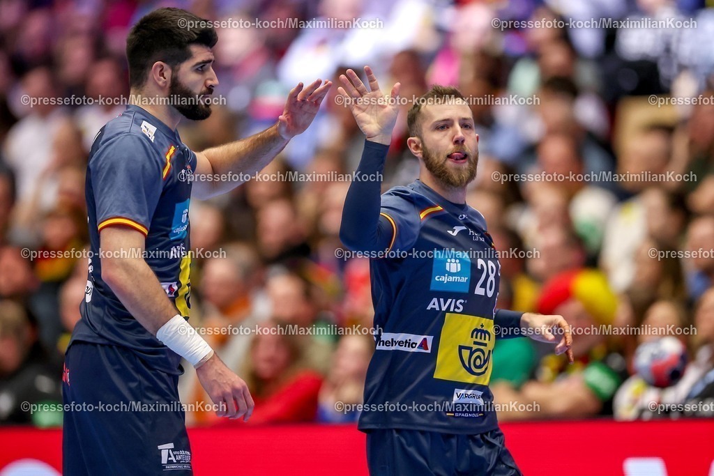 EHF17012601047 | 17.01.2026, Handball, Men's EHF EURO 2026, Österreich - Spanien, Jyske Bank Boxen in Herning, Dänemark, Preliminary Round:  Aleix Gomez Abello (Espania #28)  jubelnd