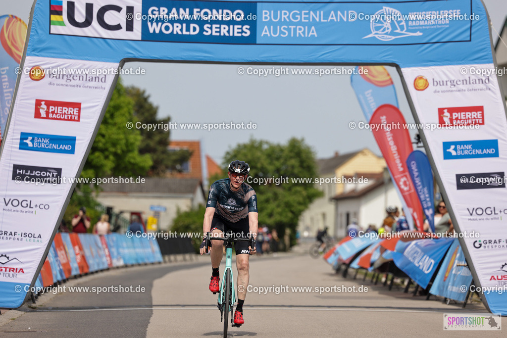 VJ__9439 | Neusiedlersee Radmarathon 2026@sportshot_your_pictrs #yourpictures#roadtowm2029 #nrm #neusiedlerseeradmarathon #neusiedlersee #neusiedlerseetourismus #burgenland #mörbisch #nrm26 #burgenlandtourismus #voglundco #poweredbyburgenlandtourismus #radsport #rad #marathon #ucigranfondo #visitburgenland #ucigranfondoworldseries