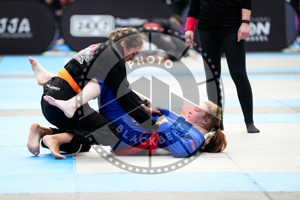 20250920PBB1147 | Athletes compete during the AJP Tour Hamburg International Jiu-Jitsu Championship, on September 20, 2025 in Hamburg, Germany. © Chiara Dazi / photoblackbelt