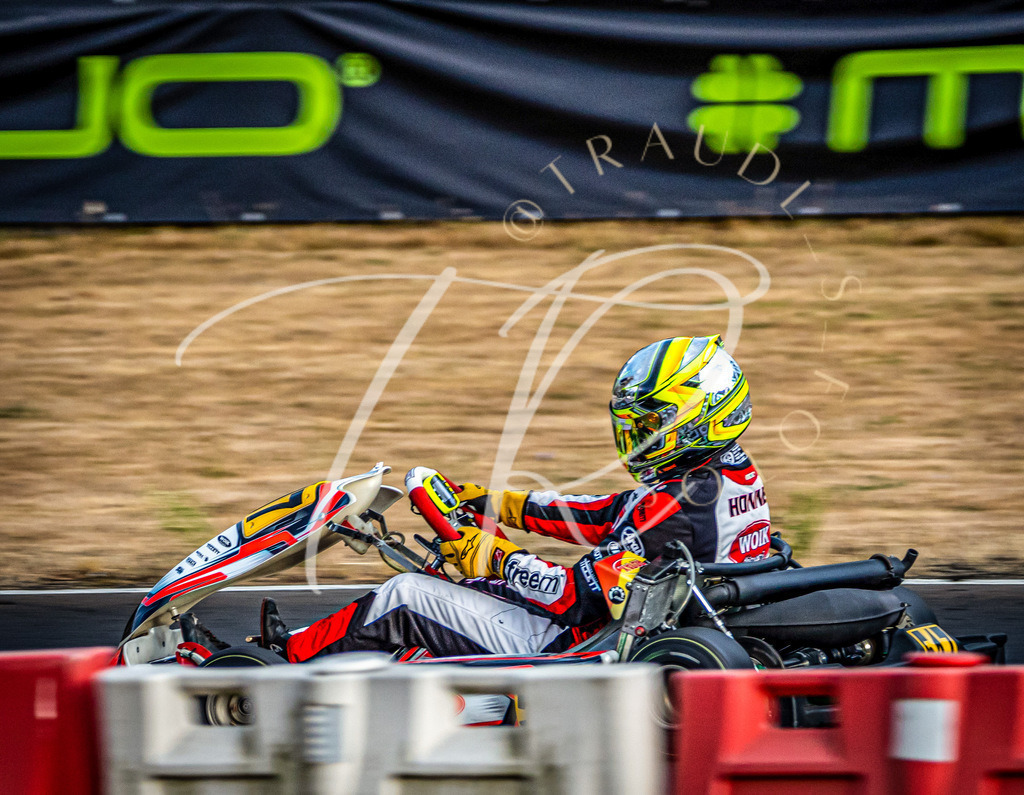 5DEC1449-FDDE-435E-9C0E-68E631F81CCA | traudl_s_fotos