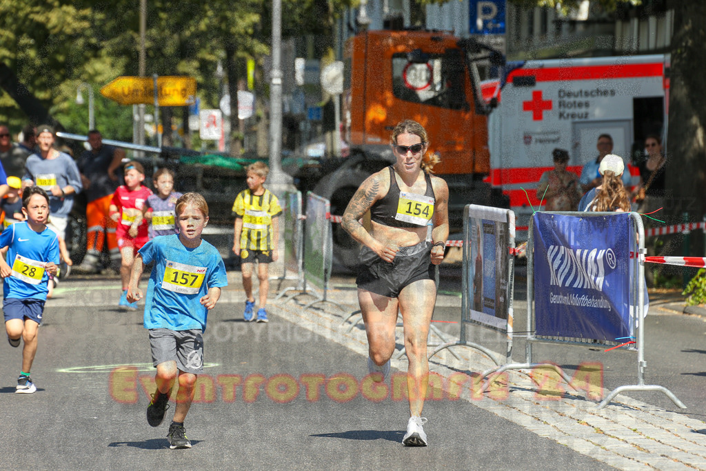 250621_1046_EX1_2496 | Sportfotografie im Rhein-Sieg Kreis, Köln, Bonn, NRW, Rheinland Pfalz, Hessen, etc. Unser Tätigkeitsfeld umfasst den Laufsport vom Volkslauf über den Marathon, Duathlon, Triathon bis zum Ultralauf wie Kölnpfad Ultra oder Schindertrail.