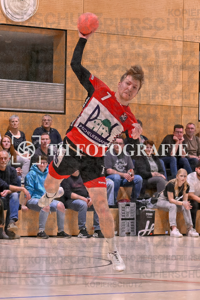 GER, SG Maulburg/Steinen - SG Walkirch/Denzlingen, Handball, Landesliga, 25. Spieltag, Saison 2023/2024, 27.04.2024 | Jonas Wandele (SG Maulburg/Steinen, #07)

GER, SG Maulburg/Steinen - SG Walkirch/Denzlingen, Handball, Landesliga, 25. Spieltag, Saison 2023/2024, 27.04.2024

Foto: TH Fotografie/Thomas Hess