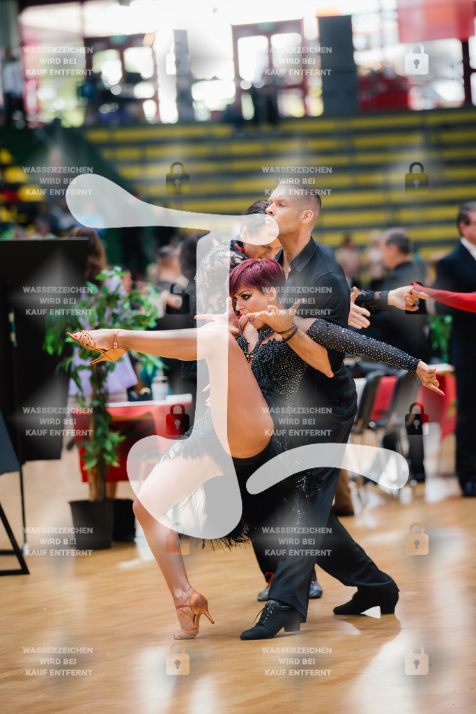 Hessen Tanzt WDSF International Open Latin 26th (11) Igor Akalowski _ Klaudia Szabo (Hungary)-2025-05-18-3159 | Webshop for digital downloads and prints of dance sport, event & show photographer Julian Link - Realisiert mit Pictrs.com