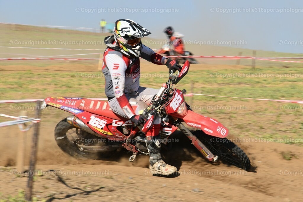 DSC_0391 | Sportfotografie , Motorsport, Motoross, Reitsport, Mointainbike, Enduro,
Landschaft , Outdoor, Eventfotografie, Landschaft, Bilder online bestellen - Realisiert mit Pictrs.com