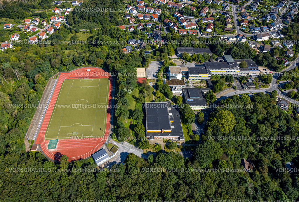 Ennepetal240814259 | Luftbild, Dorma Sportpark Fußballstadion und Leichtathletikstadion, Reichenbach-Gymnasium an der Peddinghausstraße, Altenvoerde, Ennepetal, Ruhrgebiet, Nordrhein-Westfalen, Deutschland