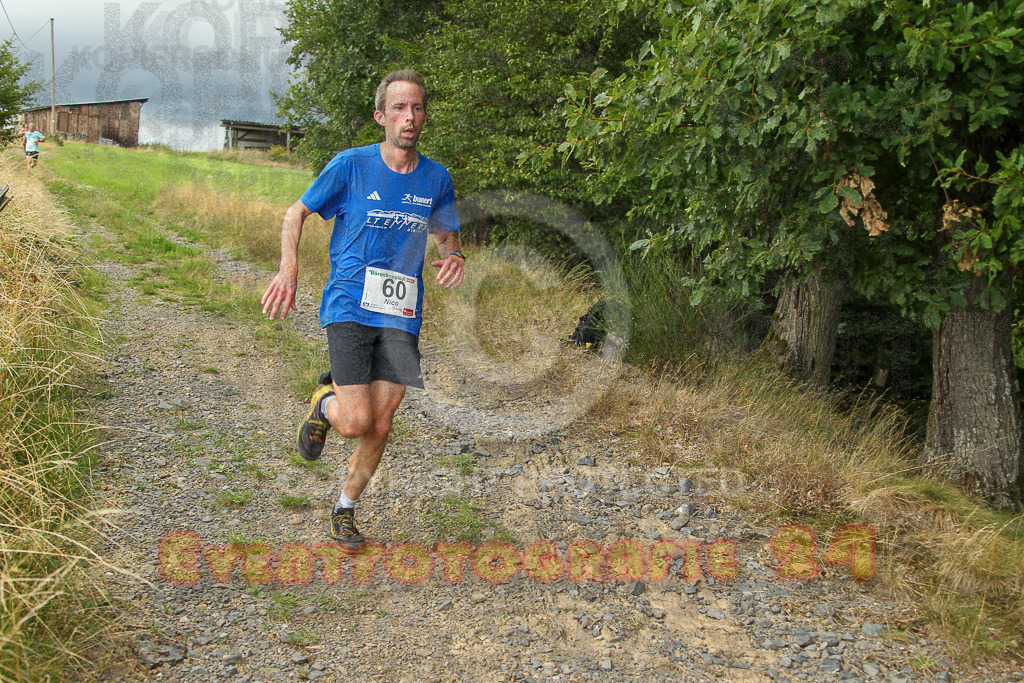 250801_1854_EV4_7708 | Sportfotografie im Rhein-Sieg Kreis, Köln, Bonn, NRW, Rheinland Pfalz, Hessen, etc. Unser Tätigkeitsfeld umfasst den Laufsport vom Volkslauf über den Marathon, Duathlon, Triathon bis zum Ultralauf wie Kölnpfad Ultra oder Schindertrail.