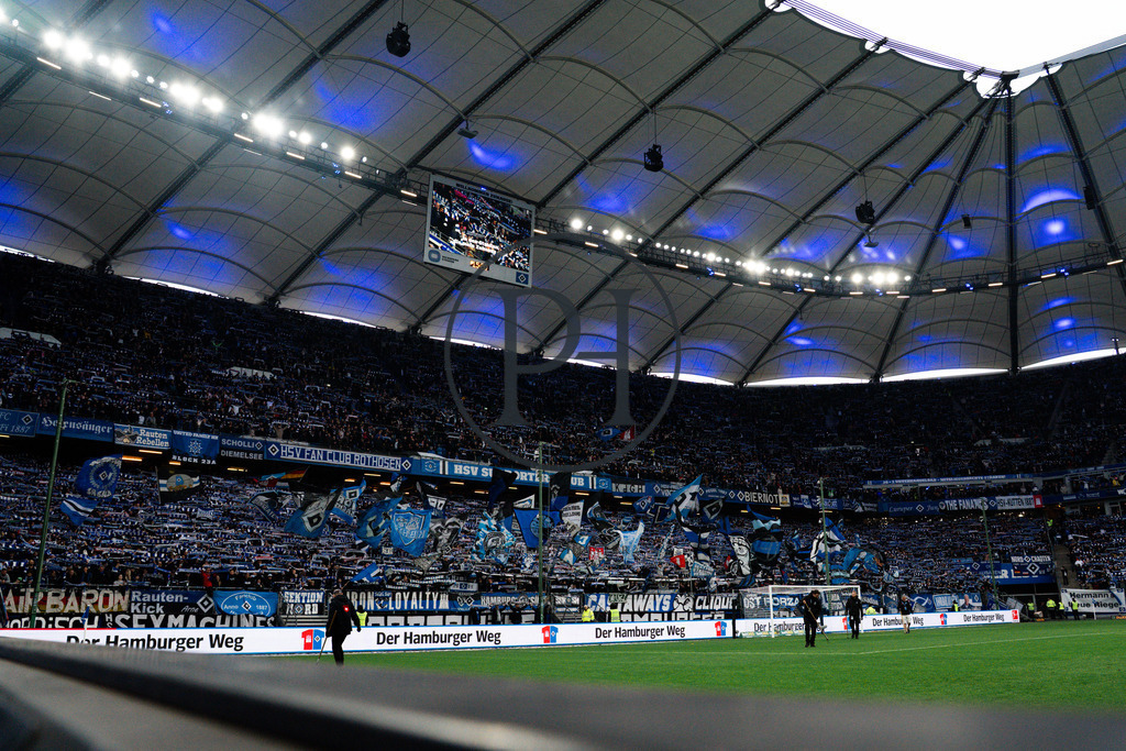 Spieltag 8 HSV - VFL Wolfburg_SC-22 | Philipp-Heist - Realisiert mit Pictrs.com