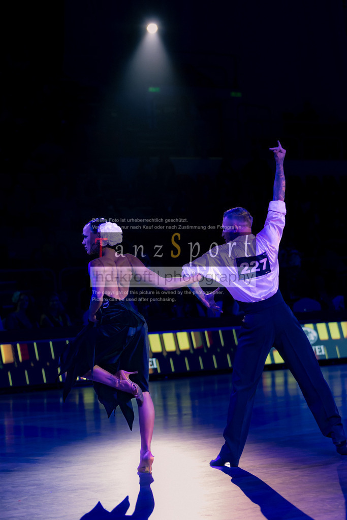 20251101_TGP_6327 | Tanzsportbilder, Standardtanz, Lateintanz, WDSF, DTV, LTVB, dancecomp, goc, hessen tanzt, blaues band der spree, walzer, tango, wiener walzer, slowfox, quickstepp, samba, rumba, cha-cha-cha, paso doble. jive, hd-kroft photography, turniertanzsport