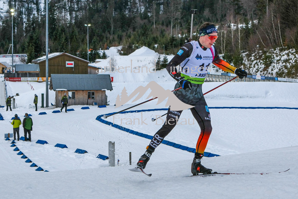 993T2271 | Lucas Fratscher