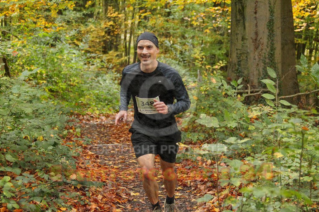 251026_1159_EV4_4474 | Sportfotografie im Rhein-Sieg Kreis, Köln, Bonn, NRW, Rheinland Pfalz, Hessen, etc. Unser Tätigkeitsfeld umfasst den Laufsport vom Volkslauf über den Marathon, Duathlon, Triathon bis zum Ultralauf wie Kölnpfad Ultra oder Schindertrail.