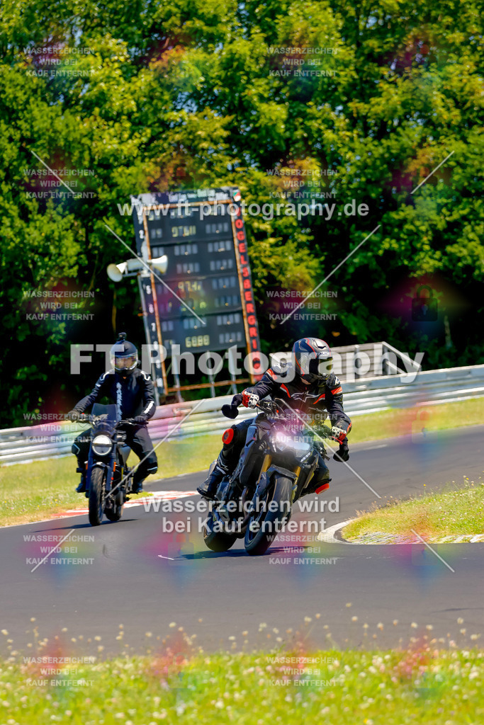 _MOT9286 | Hier findet Ihr Bilder von Touristenfahrten auf der Nürburgring Nordschleife oder von anderen Veranstaltungen die ich besucht habe. Viel Spass beim Durch Schauen 