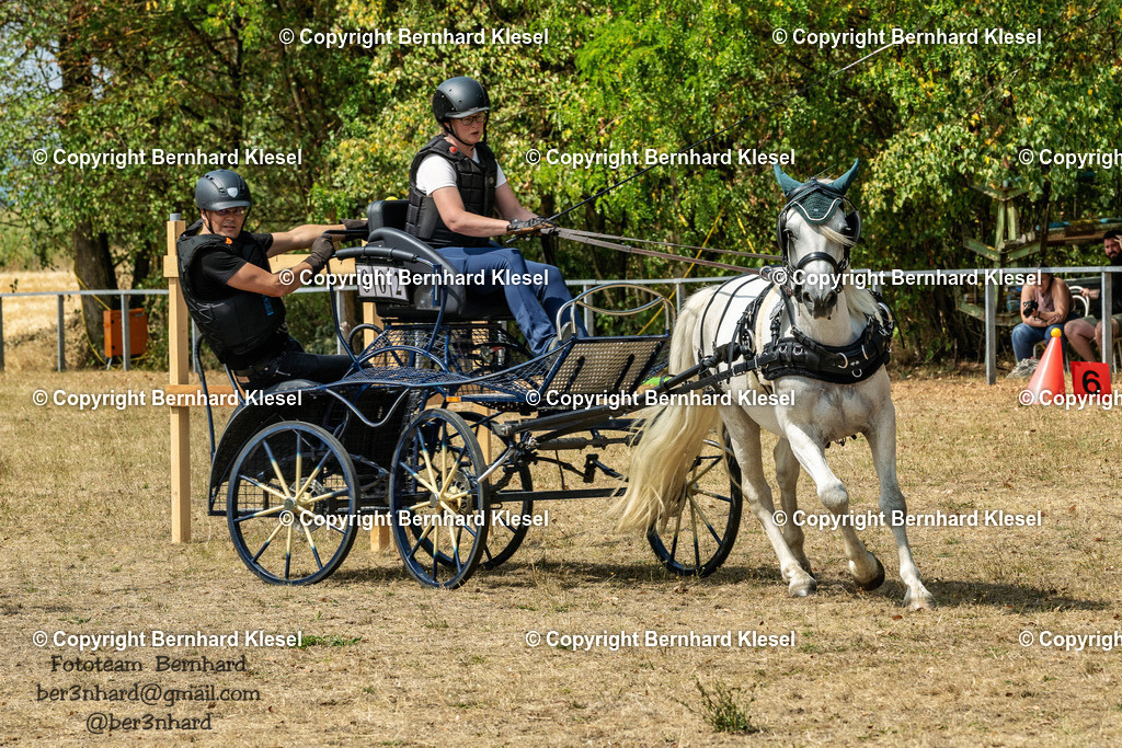A1B07397 | foto-team-bernhard - Realisiert mit Pictrs.com