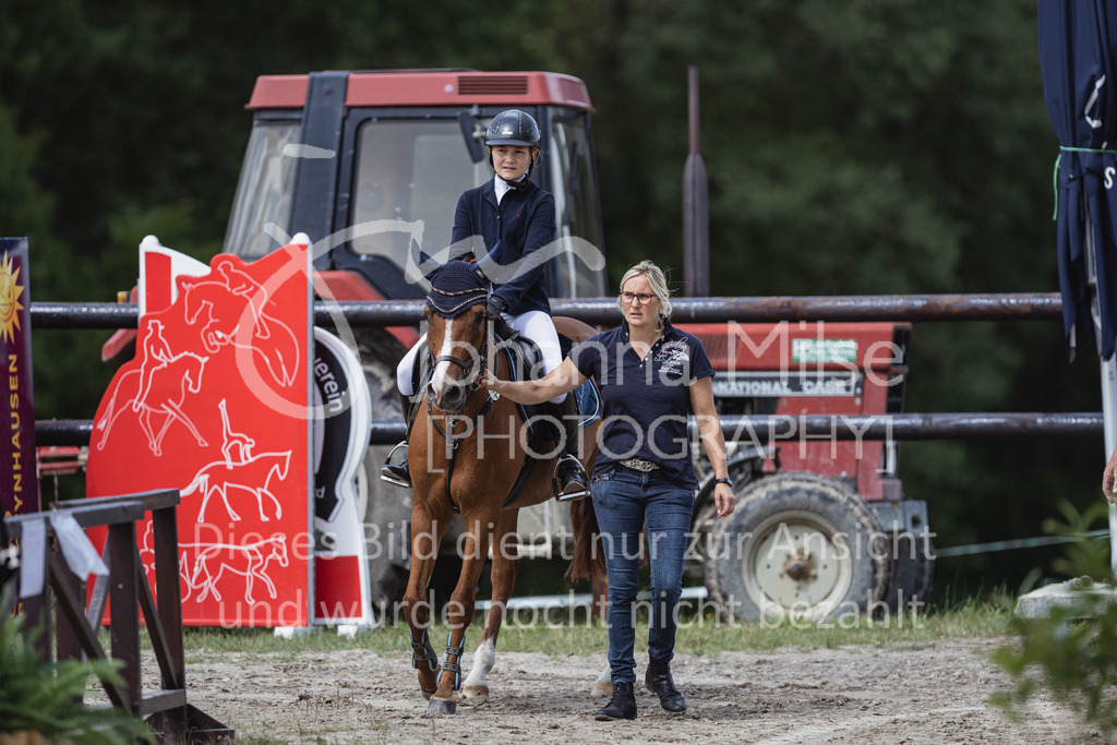 230729_BHO_PonyTrophy-510 | Deine schönsten Turniermomente als professionelle Fotos! Entdecke hochwertige Pferdesport-Fotografie im Online-Shop. Jetzt Fotos finden & bestellen!