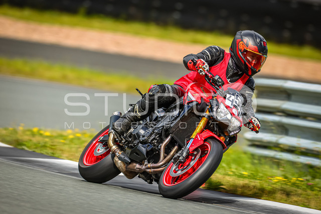 0459-260606BB-015_459 | Deine Full-Service-Agentur für ✔️Videoproduktionen und ✔️Motorsportfotografie Jetzt Angebot anfragen!