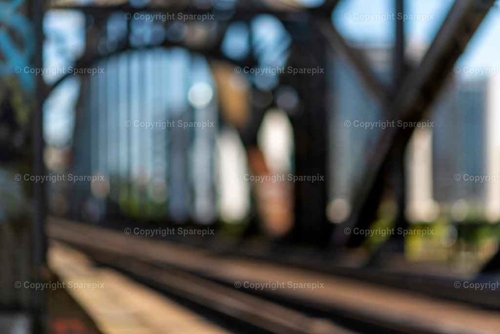 CRO_Bridges23_Bokeh | sparepix - Realisiert mit Pictrs.com