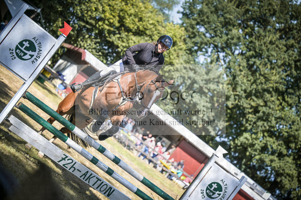 DOS_1028 | Entdecke hochwertige Reitturnierfotos von Foto Oger. Professionell, emotional und authentisch – jetzt Lieblingsmomente im Shop bestellen.Deutschlandweite Turnierfotografie. - Realisiert mit Pictrs.com