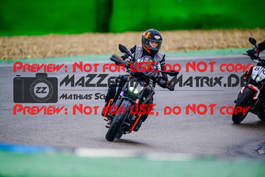 MaZZes_FotoMatrix_240521_6007705_4565 | INST