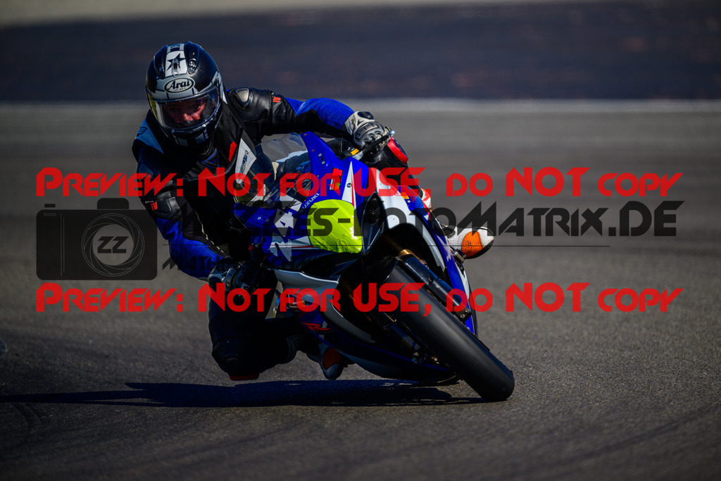 MaZZes_Fotomatrix_20250407_6007705_3950 | ROT