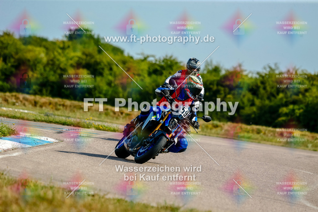 Chambley Juli-0531 | Hier findet Ihr Bilder von Touristenfahrten auf der Nürburgring Nordschleife oder von anderen Veranstaltungen die ich besucht habe. Viel Spass beim Durch Schauen 