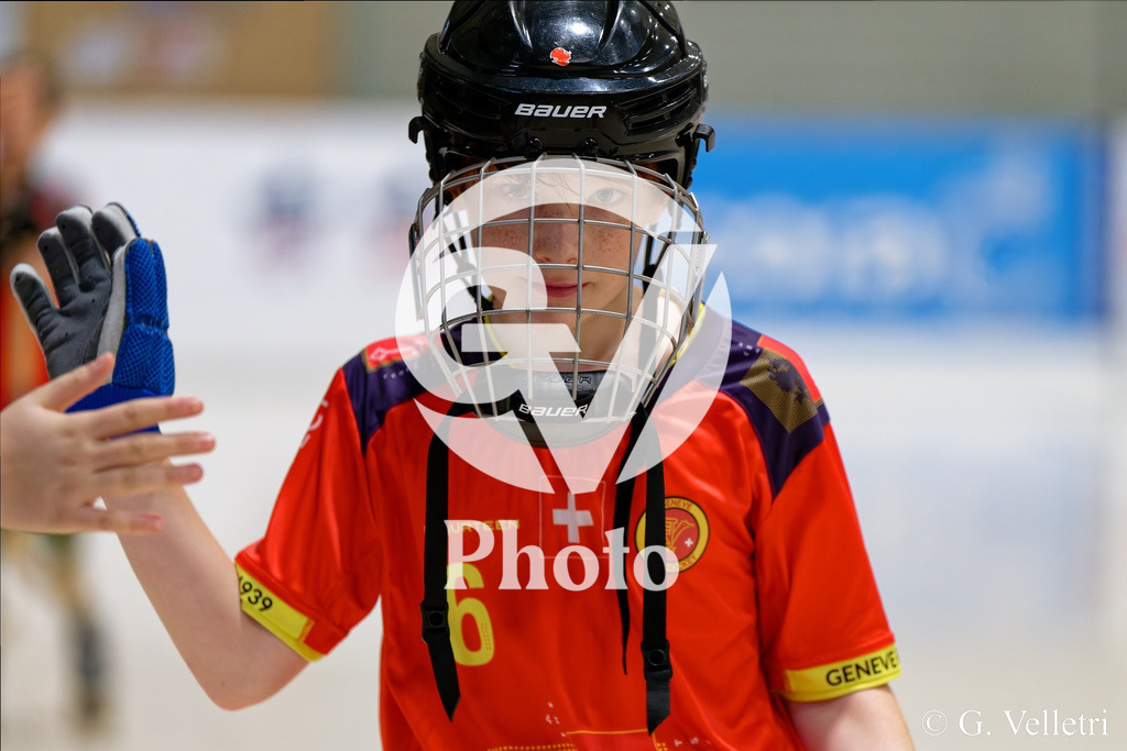Super League  - Servette FC  v FC Zurich  | during the Super League  game between Servette FC  and FC Zurich  at Stade de Geneve  in Lancy , Switzerland 