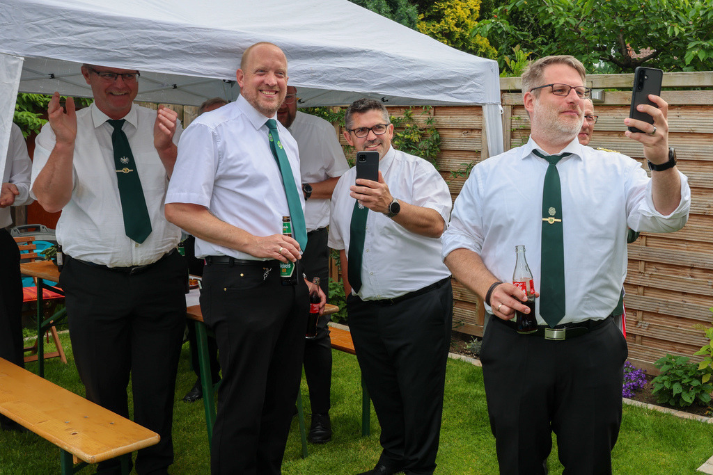 top-top.de-250601-012 | Foto, Video, Fotografie, Videografie, Fotobox, DJ, Discjockey, Musik, Musikbox, Veranstaltung, Photobooth, Amazon, Ebay, Buchtipp, Bestseller, Autor, Verlag, Buch, Wesel, Hamminkeln, NRW, Dinslaken, Rees, Drohne, Hochzeit, Party, Fotobox, Wesel, Fotograf