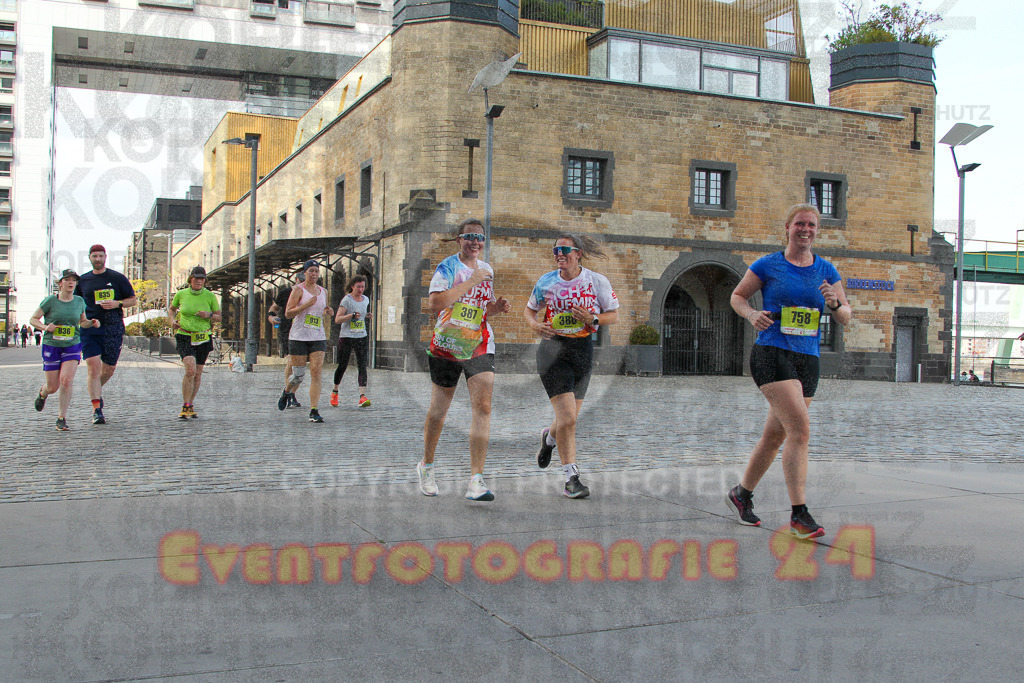 250920_1502_EV4_7942 | Sportfotografie im Rhein-Sieg Kreis, Köln, Bonn, NRW, Rheinland Pfalz, Hessen, etc. Unser Tätigkeitsfeld umfasst den Laufsport vom Volkslauf über den Marathon, Duathlon, Triathon bis zum Ultralauf wie Kölnpfad Ultra oder Schindertrail.