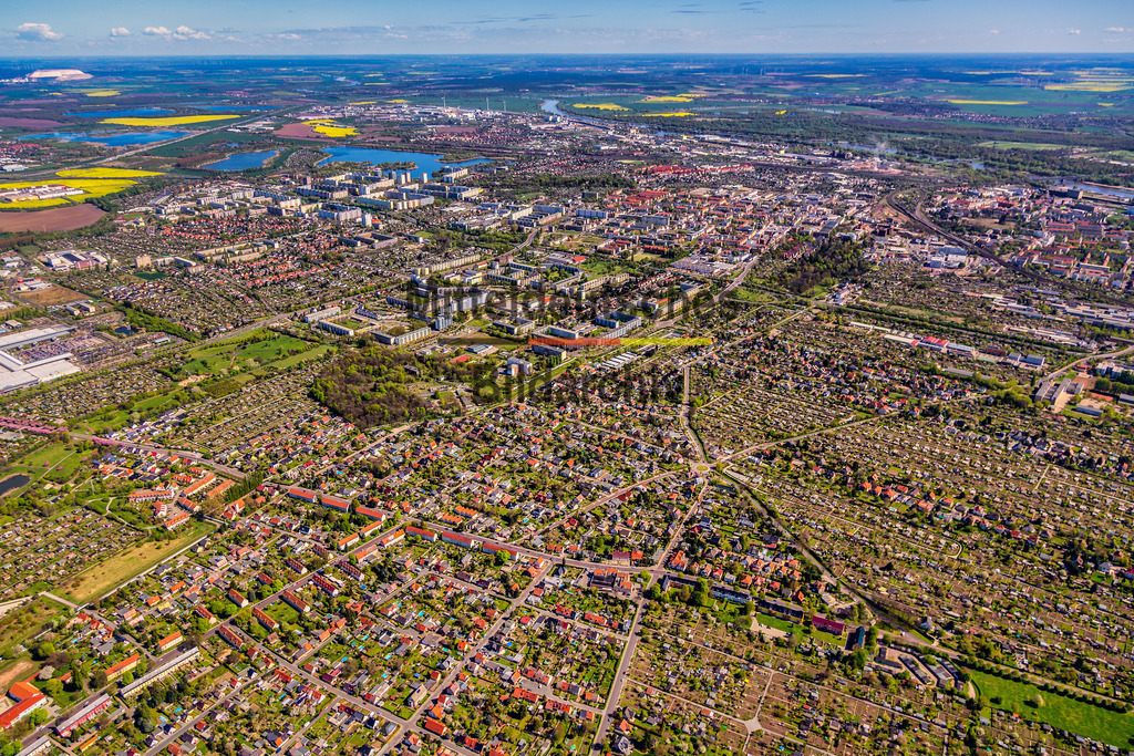 Magdeburg Texas Holzweg Neustädter Feld-6089 | Magdeburg Texas Holzweg Neustädter Feld &amp; See im Hintergrund - Realisiert mit Pictrs.com