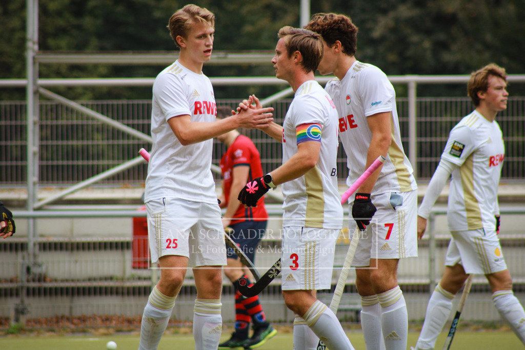 Rot - Weiß Köln - Berliner HC 24.09.22-25 | lanaschraderfotografie - Realisiert mit Pictrs.com