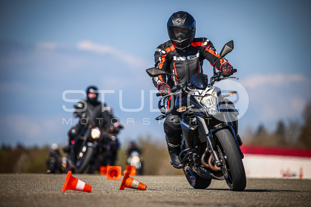 0027-260418_NOE2-023_27 | Deine Full-Service-Agentur für ✔️Videoproduktionen und ✔️Motorsportfotografie Jetzt Angebot anfragen!