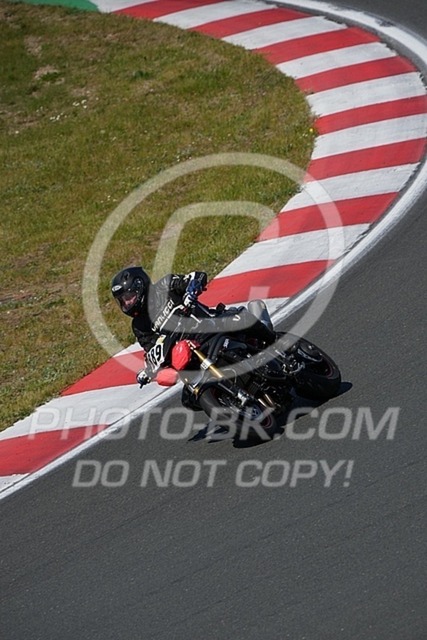 2025_05_13_PBK_23495 | Sportfotografie; SlowMotion; Video; Rennstrecke; Hafeneger; Speer; Racing; RSE; BMW; CBO; Trackday; Motorsportarena; Hockenheimring; Brno; Most; Barcelona; Valencia