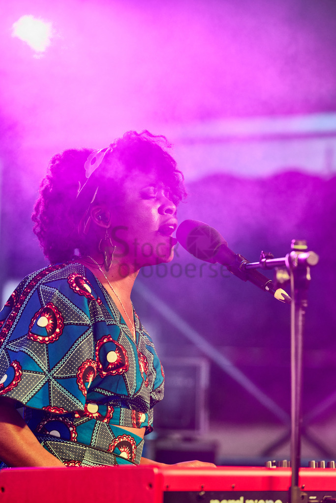 AfraKane_Vauban2022 16 | Stockfotos, Picsomania, MGM-Services, Michael Gerlach, Auftragsbilder, Auftragsarbeiten, Workshops, Shooting, Reisefotografie, Produktfotografie, Foodfotografie, Hochzeitsfotografie, Saarland, Fotografin, Fotograf, Hochzeitsbilder, Saarlouis, Hundeshootin