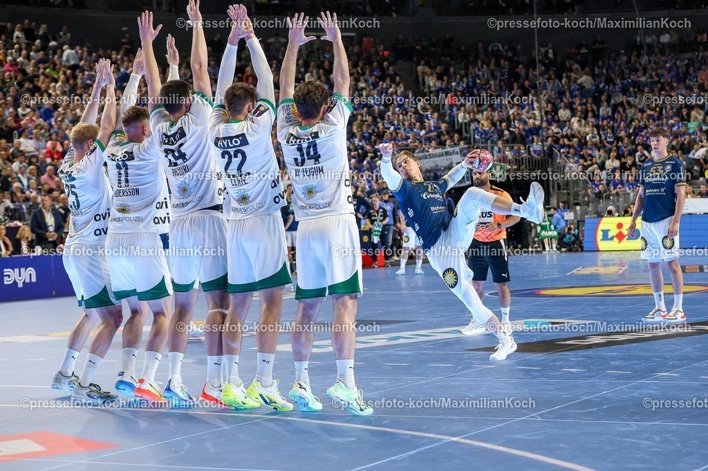 xSSCx19042602009 | 19.04.2026, xsscx, Handball, DHB-Pokal Lidl Final4, Finale, Füchse Berlin - Bergischer HC, Saison 2025 / 2026 Herren, Lanxess Arena, Köln: Joshua Thiele (Bergischer HC #23) beim Wurf Photo: xSandraxScherningxPressefotoKochx