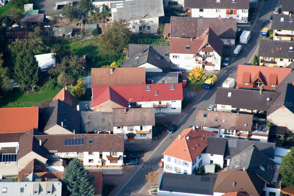 Luftbild: Hauptstr im Ortsteil Urloffen in Appenweier im Bundesland Baden-Württemberg in Deutschland. Foto: IMG_13884.jpg vom 11.10.2008 durch Werner Riehm/FLY-FOTO.de