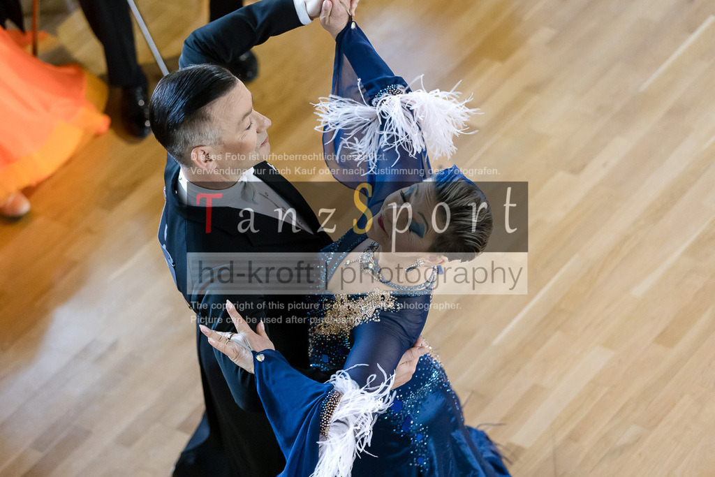 20240525_RL-Masters3-Std_4767 | Tanzsportbilder, Standardtanz, Lateintanz, WDSF, DTV, LTVB, dancecomp, goc, hessen tanzt, blaues band der spree, walzer, tango, wiener walzer, slowfox, quickstepp, samba, rumba, cha-cha-cha, paso doble. jive, hd-kroft photography, turniertanzsport