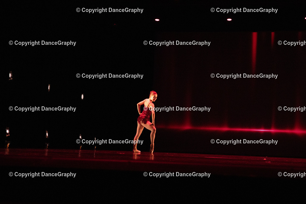 GPHY6780 | DanceGraphy - Realisiert mit Pictrs.com