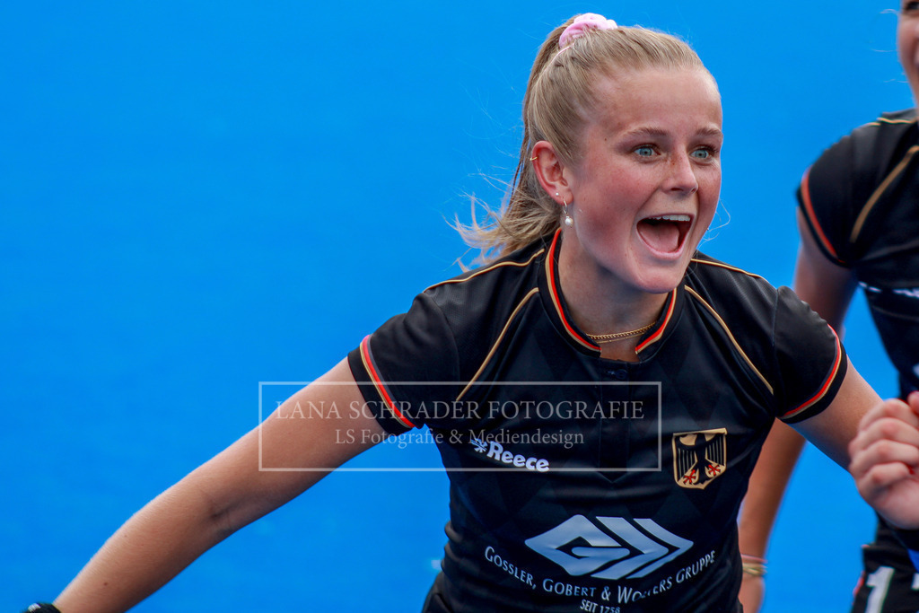 U21 EM GHENT FINALE GER-BEL 30.07.2022 (W)-07 | lanaschraderfotografie - Realisiert mit Pictrs.com