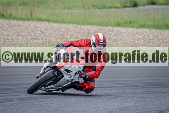 spof3928 | Professionelle Fotos von Sportveranstaltungen, aber auch Hochzeiten und anderen Events. - Realisiert mit Pictrs.com