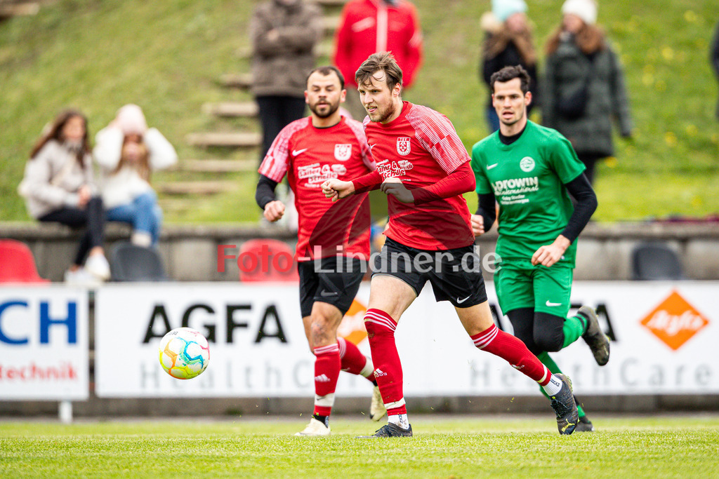 TSV Peißenberg vs WSV Unterammergau | Abstiegs Qualifikationsrunde Kreisliga Gruppe C, TSV Peißenberg vs WSV Unterammergau, 20240420,
Matthias ROHRMOSER (TSVP 19) in Aktion,
2024-04-20 in Peißenberg (Sportplatz Peißenberg)
19 Matthias ROHRMOSER (TSVP 19)
Copyright: WolfgangxLindner www.foto-lindner.de