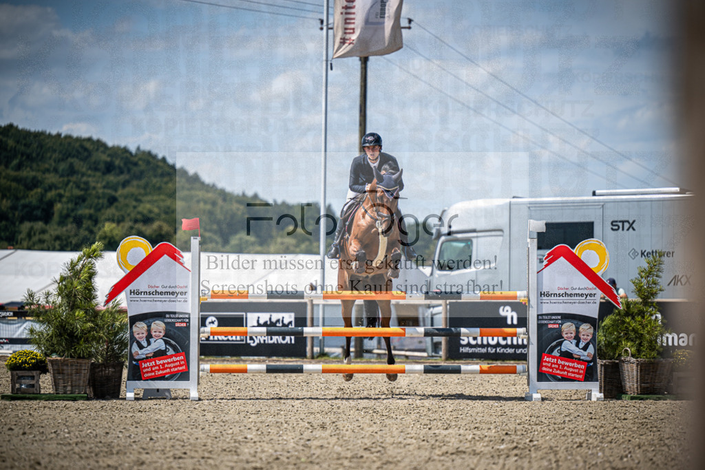 DOS_4231 | Entdecke hochwertige Reitturnierfotos von Foto Oger. Professionell, emotional und authentisch – jetzt Lieblingsmomente im Shop bestellen.Deutschlandweite Turnierfotografie. - Realisiert mit Pictrs.com