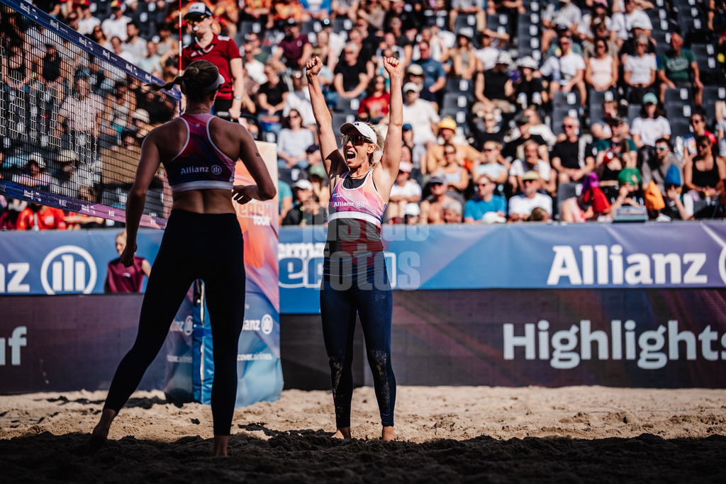 Beachvolleyball | Frauen | Deutsche Meisterschaften 2025 Timmendorfer Strand | 05.09.2025 | v.l. Marie Schieder und Karla Borger jubeln