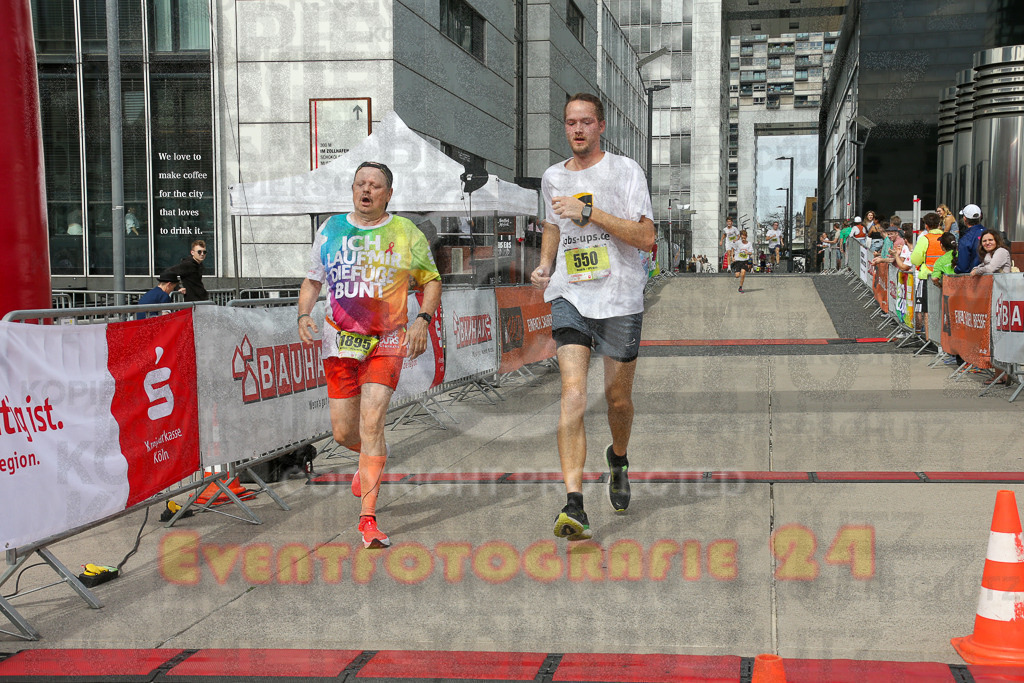 250920_1324_EX1_4396 | Sportfotografie im Rhein-Sieg Kreis, Köln, Bonn, NRW, Rheinland Pfalz, Hessen, etc. Unser Tätigkeitsfeld umfasst den Laufsport vom Volkslauf über den Marathon, Duathlon, Triathon bis zum Ultralauf wie Kölnpfad Ultra oder Schindertrail.