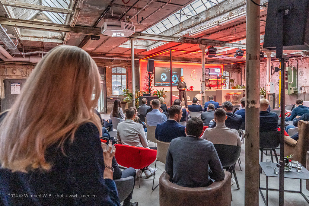 wwb_1990 | <Fotografie> <Video> <Film> <Winfried Bischoff> - Realisiert mit Pictrs.com