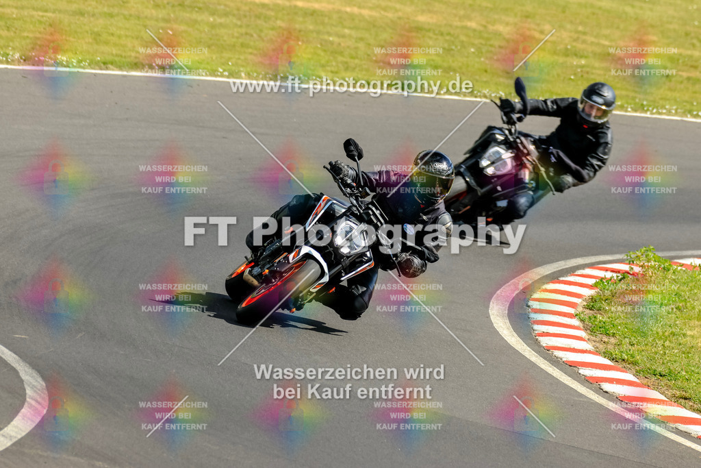 _OTO2634 | Hier findet Ihr Bilder von Touristenfahrten auf der Nürburgring Nordschleife oder von anderen Veranstaltungen die ich besucht habe. Viel Spass beim Durch Schauen 