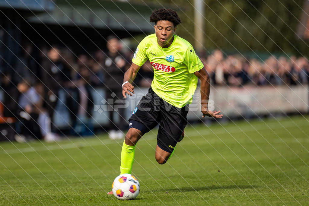 20251003_Picselweb-Fotografie_1R3_2026 | DFB Pokal 2. Runde, JFV A/O/B/H/H - SV Stuttgarter Kickers, Foto: Jörg Struwe - picselweb.de - Realisiert mit Pictrs.com