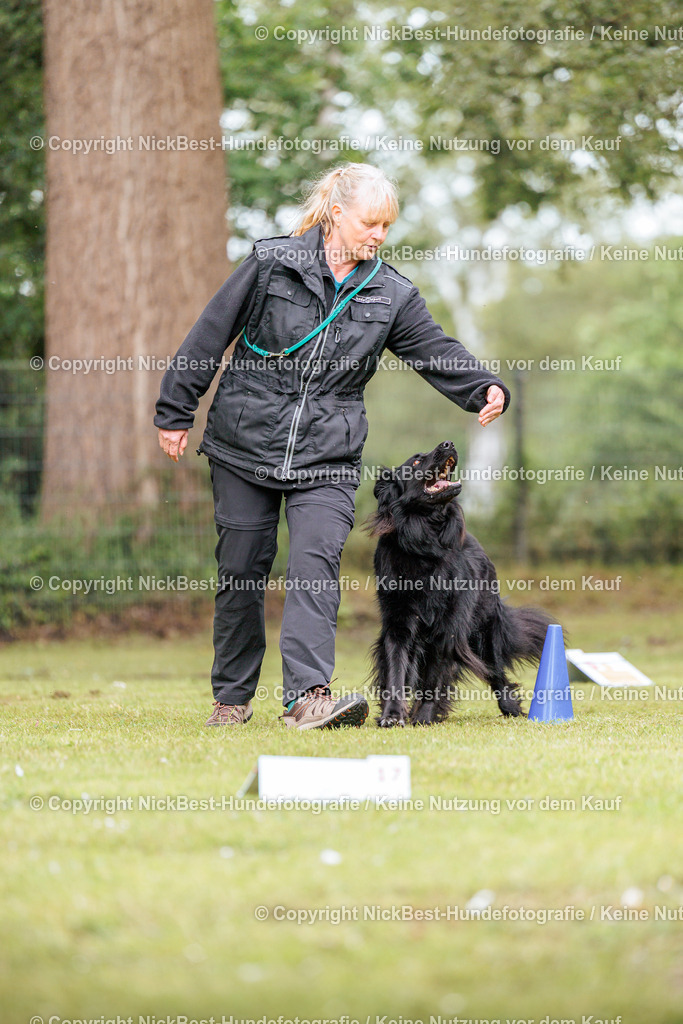 RO-Blumenthal-2026-Nickbest-Hundefotografie-3272 | Dein Hund! Dein Moment! Deine Erinnerungen! Hundefotografie in Bremen Blumenthal. Ich fange die besonderen Momente deines Vierbeiners ein – ob Indoor mit Blitzanlage oder in der freien Natur. Sicher dir dein Moment und dein Termin für eure Erinnerungen.